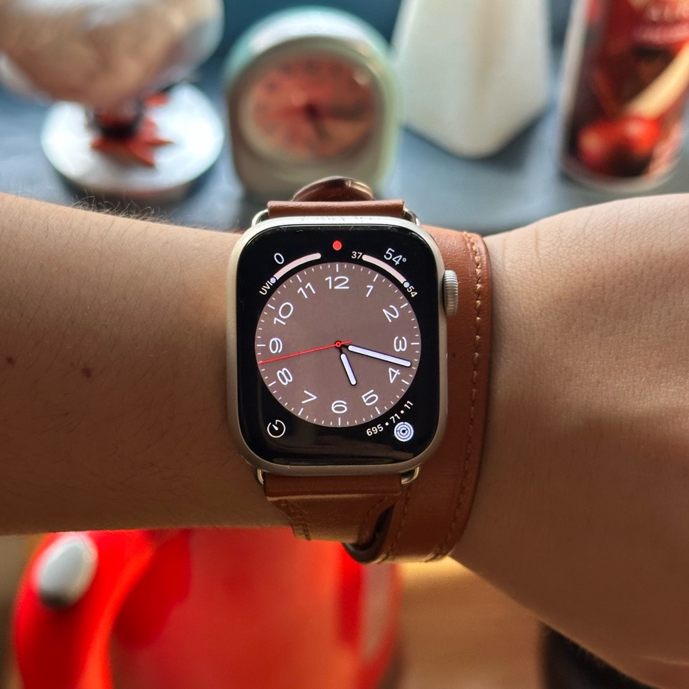 handmade leather apple watch band.